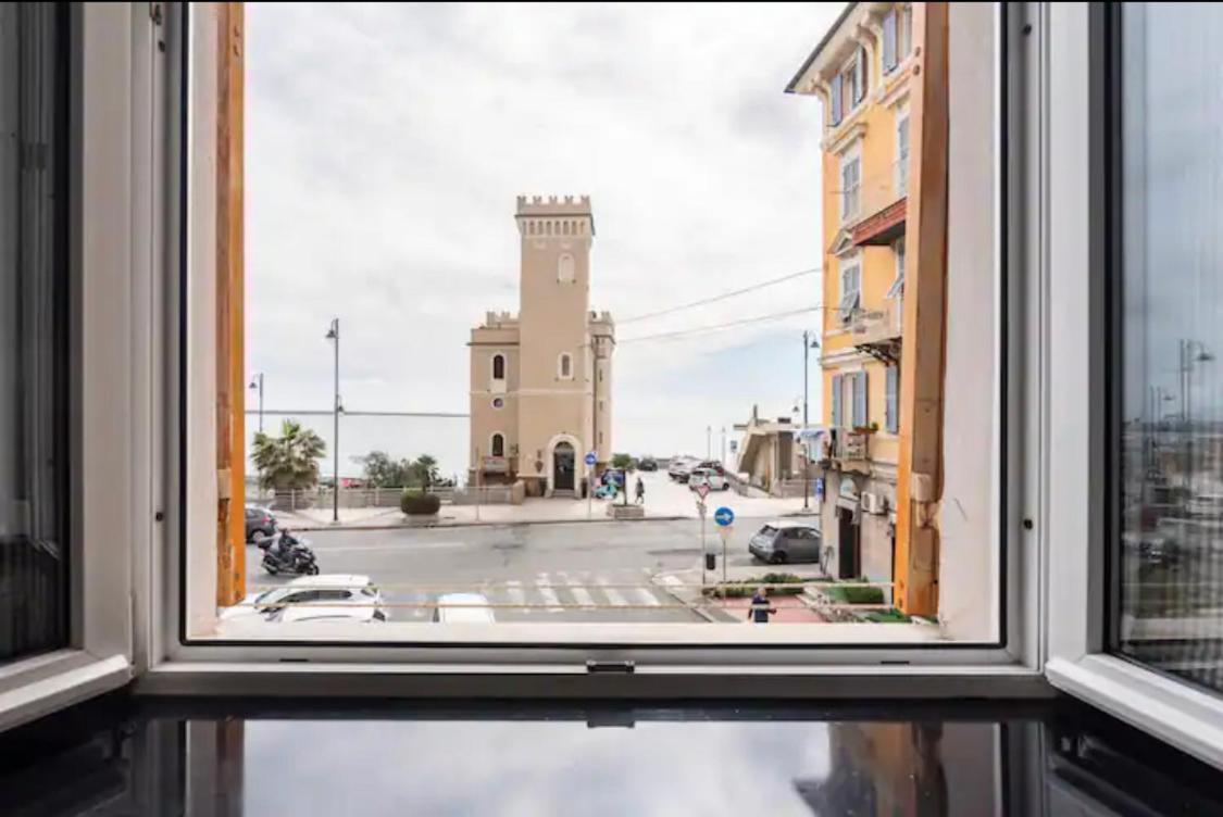 Mydollhouse Delizioso Appartamento Fronte Mare Genua Exterior foto